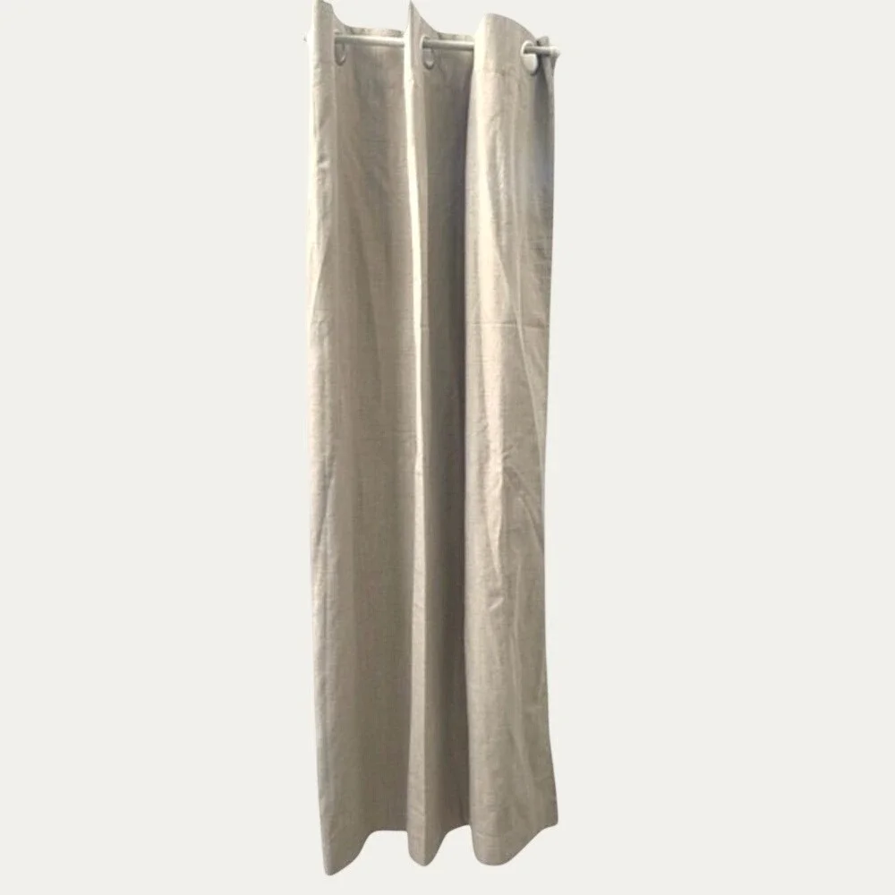 Sun Zero Blackout Grommet 1 Piece Curtain Panel Single Panel 40 x 63 Inches NWOT